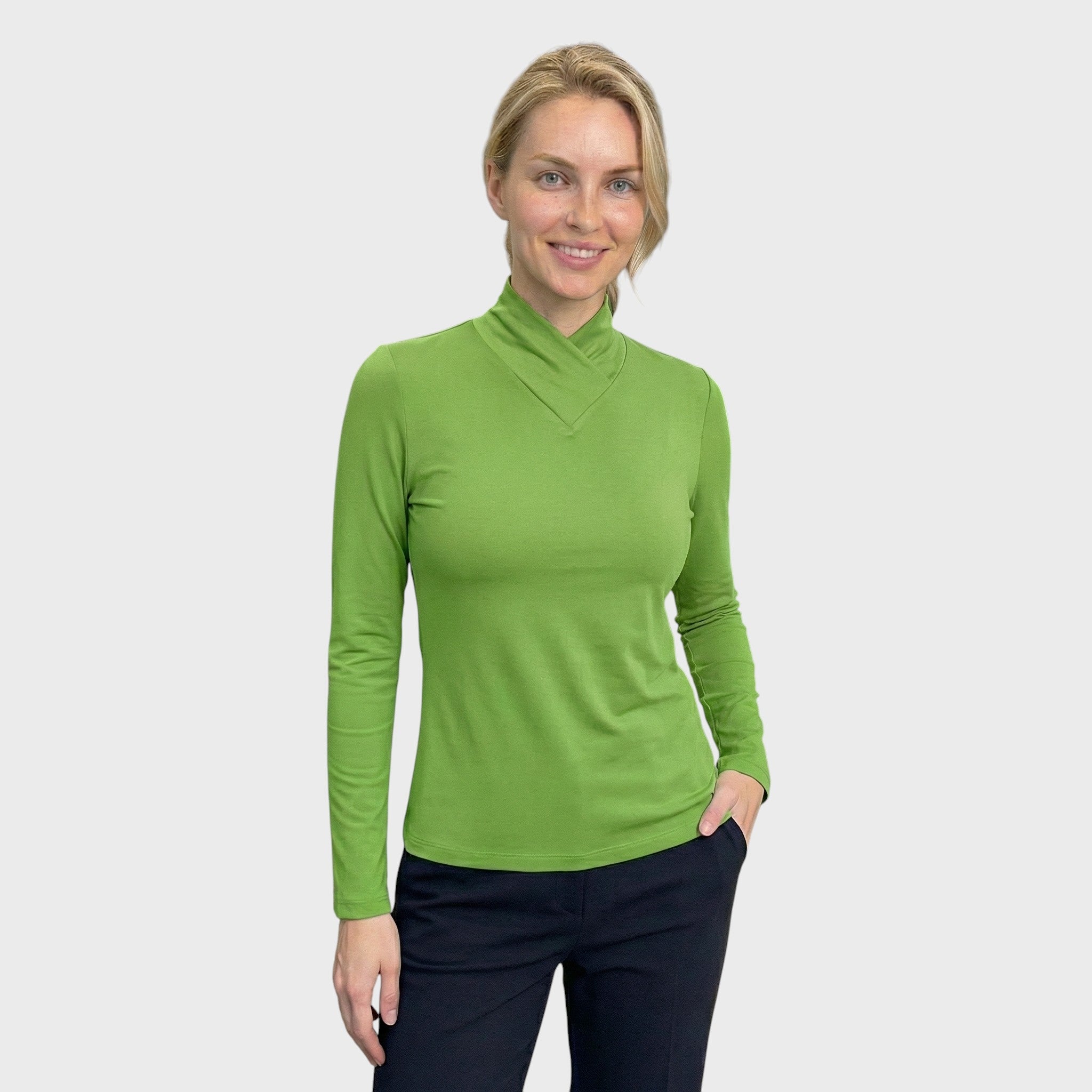 Amalia | Top s architektonickým límcem